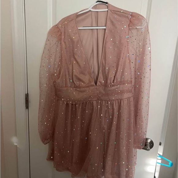 Elegant Pink Sheer Women's Top - Picture 1 of 1